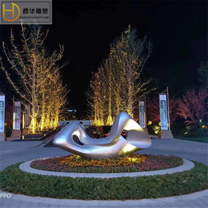 Escultura de Acero Inoxidable Jiahua, Arte Metálico Abstracto Irregular Hecho a Mano para Decoración de Exteriores - Product Image 1