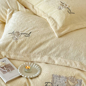 Juego de Ropa de Cama de Lana Duoximeimiankang, Grueso para Invierno, Color Sólido, Cuatro Piezas, con Diseño Floral - Product Image 4