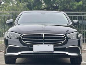 Venta Especial: <span class=keywords><strong>Mercedes</strong></span>-Benz <span class=keywords><strong>Clase</strong></span> <span class=keywords><strong>E</strong></span> <span class=keywords><strong>2022</strong></span> <span class=keywords><strong>E</strong></span> 300 L Edición Lujo Usado a <span class=keywords><strong>Precio</strong></span> Ultrabajo, Negro, Gasolina, Turbo, Cuero, Volante a la Izquierda - Product Image 2