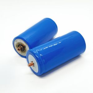 LiFePO4 pil 32700 <span class=keywords><strong>3</strong></span>.2V 6000mAh 6000 döngüsü güneş enerjisi depolama lityum iyon şarj edilebilir pil paketi ile vida ve somun - Product Image 6