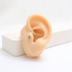 En stock, vente en gros, bijoux de piercing corporel en or massif 14 carats, pierre véritable ronde en forme de goutte, labret à dos plat pour cartilage - Product Image 5