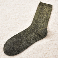 Jingwen OEM Chaussettes Lurex Mi-Mollet Effet Plissé Scintillantes Pour Femme