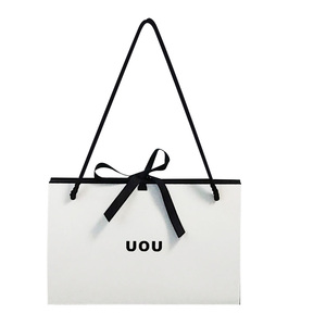 <strong>Custom</strong> Logo Eco-friendly Black White Foldable <strong>Paper</strong> Gift <strong>Bag</strong> Letter Pattern <strong>Design</strong> Digital Printing <strong>Custom</strong> High-End Candle Craft - Product Image 5