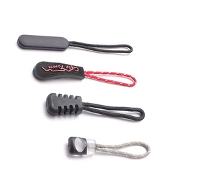 Tiradores de cremallera con logotipo 3D personalizado, Metal y PVC para prendas de vestir, bolsas, tiendas de campaña, cuerda extractora de cordón de goma - Product Image 4