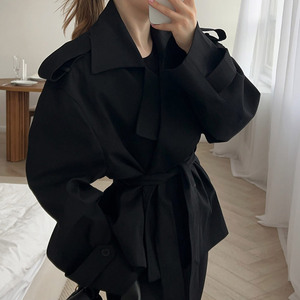 Cappotto Invernale di Lusso da Donna 2026, Giacca Corta Calda e Alla Moda con Cintura e Colletto Rovesciato - Product Image 2