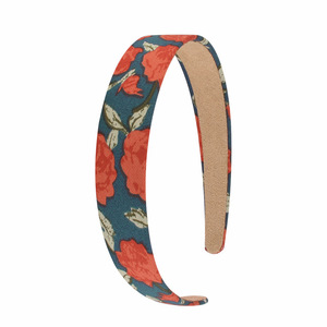 Masque de fête Hidden Leaf, design fin et élégant, fourrure de luxe, classique, en polyester, tendance pour Halloween et Noël - Product Image 5