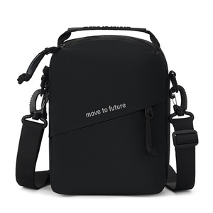 Bolso de Pecho Antirrobo Impermeable con Logotipo Personalizado, Bolsos Cruzados con USB, Diseño Elegante y Cierre de Cremallera - Product Image 3
