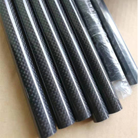 Perche télescopique en fibre de carbone pour le nettoyage de vitres, avec tube d'enroulement, connecteur de tube carré et alimentation en eau