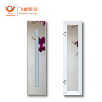 Cermin Kamar Mandi Vanity LED 3 Warna yang Dapat Diredupkan dengan Sensor Sentuh Pintar Berbahan Aluminium Alloy untuk Hotel Modern