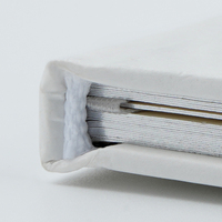 Couverture en papier spécial blanc à couverture rigide avec impression personnalisée et pages intérieures lignées un journal de commémoration des vœux d'amour de couple