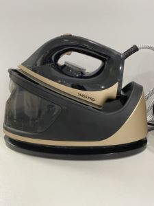 Haushaltsgeräte: Elektrische Dampfbügelstation mit Keramiksohle, Vertikal-Profi-Dampfgenerator - Product Image 6