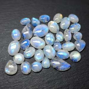 MAHNAJ GEMS ขายส่งพลอยมูนสโตนธรรมชาติหลากสี เกรด AAA พลอยมูนสโตนสีน้ำเงินเงางามแบบหลวมสำหรับทำเครื่องประดับ - Product Image 3