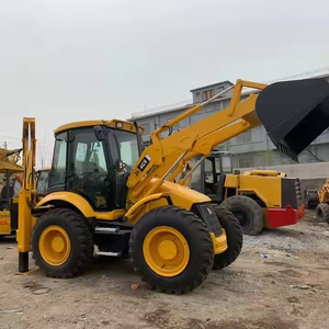 Machine de Terrassement Machine de Construction d'Occasion Chargeuse-pelleteuse d'Occasion JCB 4CX en bon état à vendre - Product Image 6