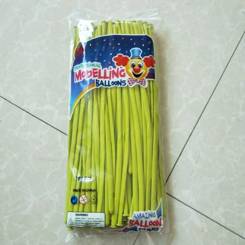 สีเขียว