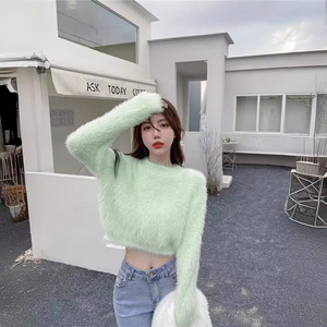 Suéter Crop Branco <span class=keywords><strong>Fuzzy</strong></span> Feminino Oversized Macio e Fluffy de Manga Longa Estilo Y2K Aesthetic Inverno Casual Streetwear - Product Image 4