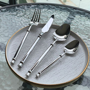 DF BC Fashion Nuevo Juego de Cubiertos de Acero Inoxidable con Mango Martillado Especial: Cuchillo de Mesa, Cuchillo para Carne, Tenedores de Mesa, Tenedores para Postre, Personalizado - Product Image 1