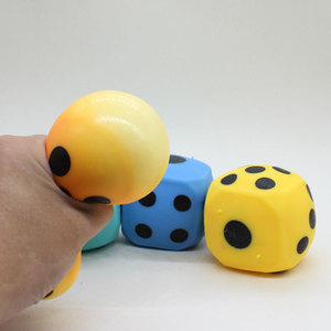 Jouet de décompression en forme de dés à presser, à récupération lente, outil utile pour la réduction de la pression, dés en pâte - Product Image 2