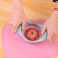 Nouveaux Gadgets de Cuisine 2024 : Grands Coupe-Fruits et Pastèques à 12 Lames, Coupe-Légumes et Ail Facile, Manche en Plastique PP, Usage Alimentaire