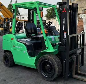 Chariot élévateur diesel d'occasion Mitsubishi de 3 tonnes de haute qualité, hauteur de levage 3 mètres avec fonction de déplacement latéral - Product Image 5