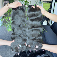 Lots de Cheveux Brésiliens Bouclés Naturels 100% Véritables Double Drawn Grade 15A, Ondulés, Tissage Plat Vierge, Faible Chute, Vente en Gros