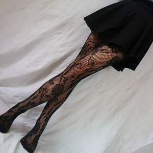 मखमली फैशन विंटेज सेक्सी काले फीता फूल मुद्रित मछली नेट स्टकिंग महिलाओं परिपक्व कस्टम पैंटीहोज़ - Product Image 2