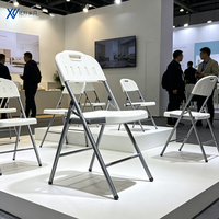 Chaise pliante en plastique blanc en gros, chaise pliante portable personnalisée pour événements, mariages et fêtes