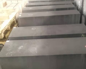 Bloc de <span class=keywords><strong>graphite</strong></span> pressé isostatiquement, haute densité, <span class=keywords><strong>structure</strong></span> uniforme pour moules EDM, fours à semi-conducteurs et composants aérospatiaux - Product Image 1