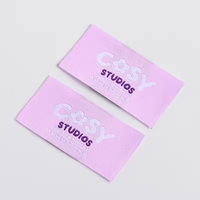 Étiquettes tissées personnalisées en satin pour vêtements, étiquettes de taille en damassé pour t-shirts d'enfants, coupe droite à coudre