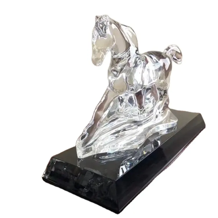 كأس تذكارية كريستال رأس حصان من الزجاج فارغة حسب الطلب من الصانع