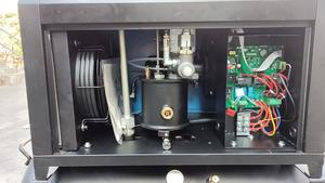 Compresor de Aire de Tornillo Monofásico <span class=keywords><strong>2</strong></span> en 1 Airstone, 5.5KW/7.5HP, Tanque de 200L, Refrigerado por Aire, Motor Lubricado y Unidad de Compresión para Pintura con Aerosol - Product Image 4