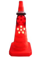 Feu de signalisation solaire blanc à modes clignotants/alternés/synchronisés, haute intensité, réflecteur prismatique, indice IP66, rechargeable, pour circulation routière