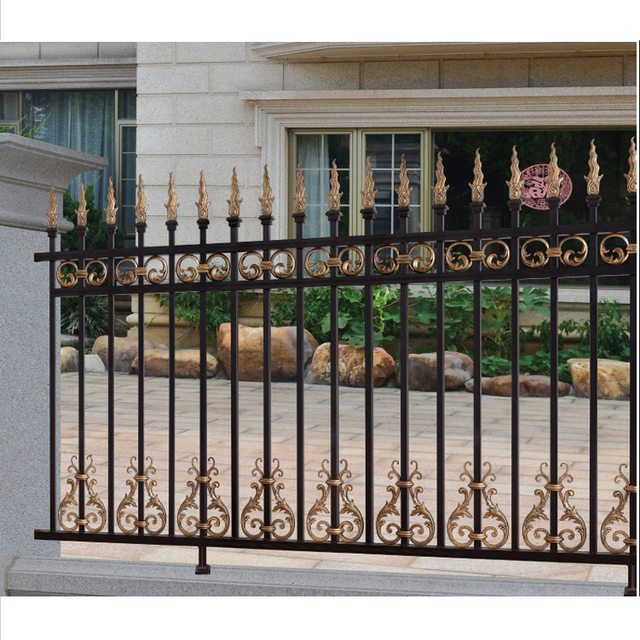 Factory Supply Custom Black Powder Coated Steel Aluminum Fence Cutting Edge Metal Iron Enclosure & Handrails for Outdoor Use