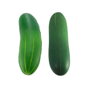 Balle anti-stress en forme de cornichon en PU pour soulager le stress - Product Image 3