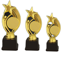 Trophées et plaques en plastique pour enfants, petites étoiles de cristal, coupes pêche et prune, personnalisables, vente en gros, lot mixte, récompenses pour la maternelle