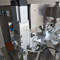Nouvelle machine de capsulage de remplissage automatique de liquide Machine de capsulage de remplissage de poche de bec de liquide de boisson de jus