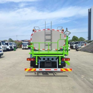 Construction site water <b>spraying</b> truck Isuzu 20000L water <b>spraying</b> truck High-quality 8000L water tank <b>spraying</b> truck - Product Image 5