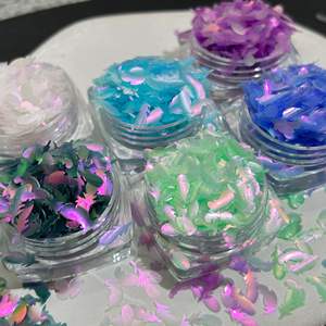 Venta al por mayor de lentejuelas de plumas en forma especial gradiente de Color Nail Art Glitter DIY hecho a mano artesanía juguete Decoración Accesorios a granel - Product Image 4