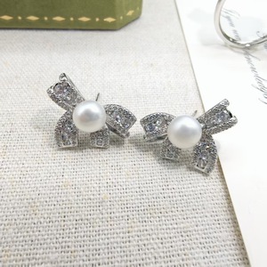 Parure de bijoux tendance en laiton plaqué or avec perles d'eau douce : boucles d'oreilles, bague et pendentif, chaîne de pull, cadeau - Product Image 3