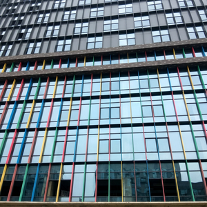 Panel de Revestimiento de Pared de Aluminio Colorido con Recubrimiento en Polvo, Revestimiento Exterior para Fachadas de Edificios Modernos - Product Image 2