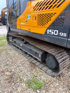 Excavatrice sur chenilles moyenne Hyundai 150 9S de 15 tonnes fiable, certifiée CE EPA 2023, avec moteur Cummins, boîte de vitesses et pompe pour la construction - Product Image 6