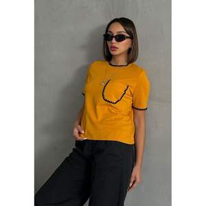 T-shirt femme Topshow, couleur moutarde, col à nœud en point de chevreuil, décoration diamant, coupe ajustée, longueur courte, taille unique pour bébé XS XXS - Product Image 5