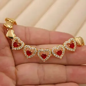 Pulsera de Tenis Vintage de Plata de Ley con 6 Diamantes en Corte Corazón y Baño de Oro para Mujer - Product Image 5