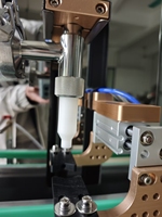 Machine de remplissage automatique à tête unique haute vitesse personnalisable pour huiles, crèmes, boissons, shampoings et lotions corporelles, prix usine abordable