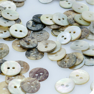 Custom Wholesale Seashell <strong>Buttons</strong> 2 Holes Natural Garment Accessories Agoya Shell <strong>Button</strong> - Product Image 1