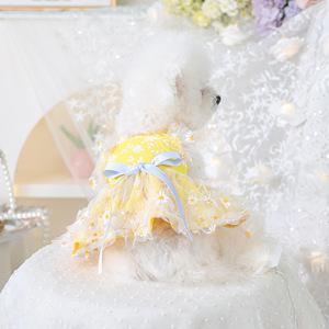 PETCIRCLE Vêtements pour animaux de compagnie printemps/été pour chiens et chats, robes d'été à fleurs et voiles - Product Image 3