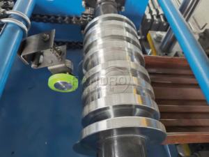 Macchina Automatica per Formatura a Rullo di Rivestimenti, Macchina per Pannelli di Rivestimento a Parete, Macchina per Formatura a Rullo di Pannelli a Parete con Piastra di Rinforzo - Product Image 6