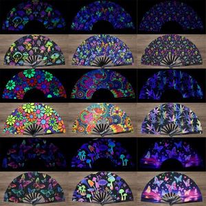 Grand éventail pliant Mushroom Rave pour femmes, artisanat holographique avec style chinois traditionnel pour la décoration de la maison - Product Image 1