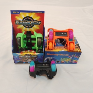 Patins à roulettes populaires pour enfants, réglables, à <span class=keywords><strong>deux</strong></span> <span class=keywords><strong>roues</strong></span>, <span class=keywords><strong>avec</strong></span> lumières LED clignotantes - Product Image 3