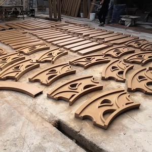 Pédiment cassé en <span class=keywords><strong>pierre</strong></span> moulée avec sculpture en relief d'ange baroque pour l'extérieur de villa ou de manoir - Product Image 3