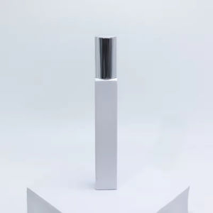 Flacon carré en verre vide de 5 ml, 10 ml, 15 ml pour parfum et huiles essentielles, flacon pulvérisateur atomiseur avec capuchon brillant or ou argent - Product Image 4